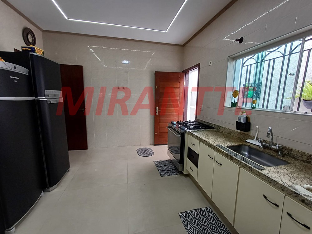 Casa terrea de 250m² com 3 quartos em Vila São Judas Tadeu