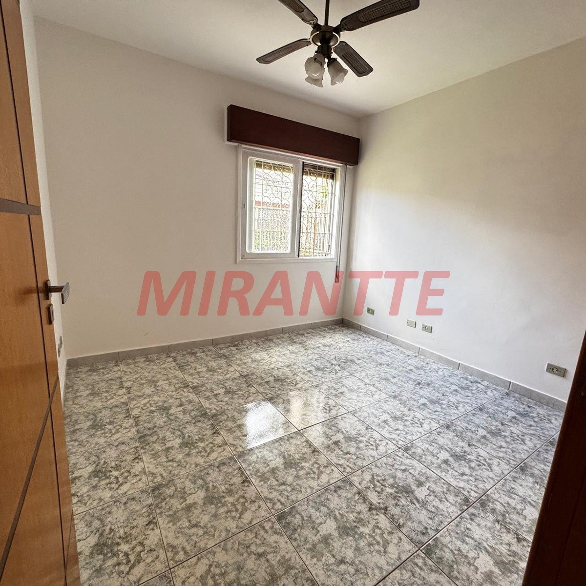 Apartamento de 95m² com 2 quartos em Santana