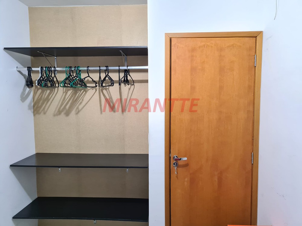 Cond. fechado de 85m² com 2 quartos em Santa Teresinha