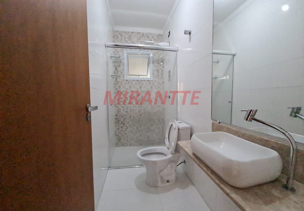 Cond. fechado de 85m² com 2 quartos em Santa Teresinha