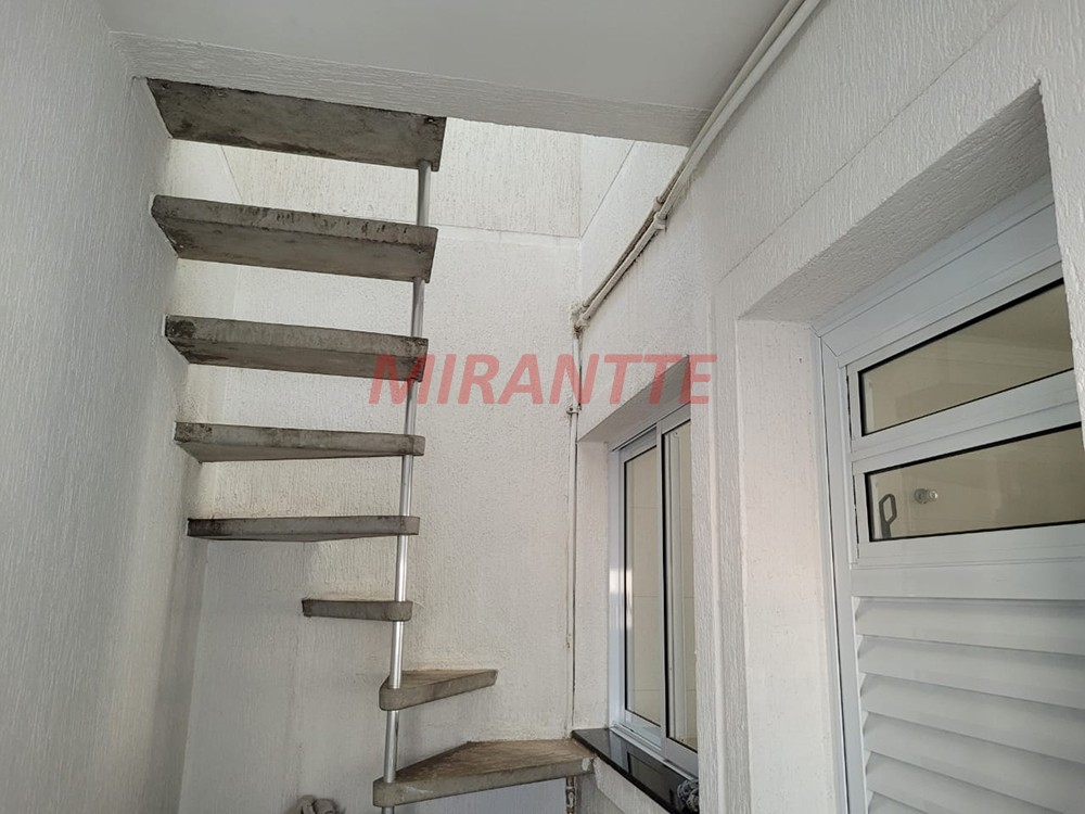 Cond. fechado de 85m² com 2 quartos em Santa Teresinha