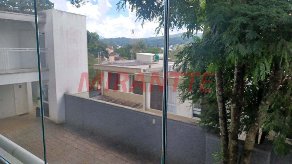 Sobrado de 224m² com 3 quartos em Tremembe