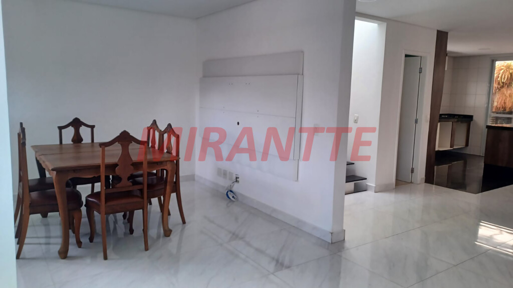 Sobrado de 224m² com 3 quartos em Tremembe