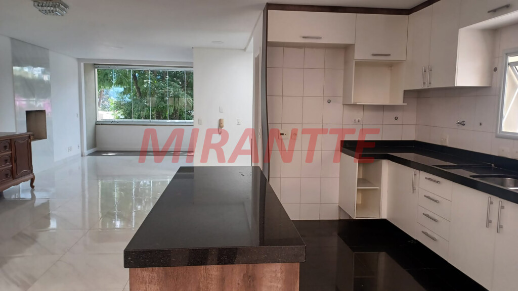 Sobrado de 224m² com 3 quartos em Tremembe