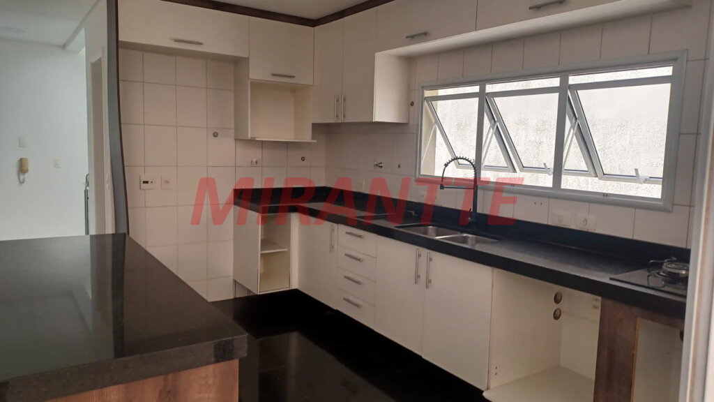Sobrado de 224m² com 3 quartos em Tremembe
