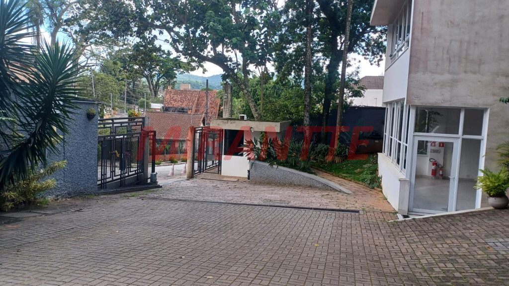 Sobrado de 224m² com 3 quartos em Tremembe
