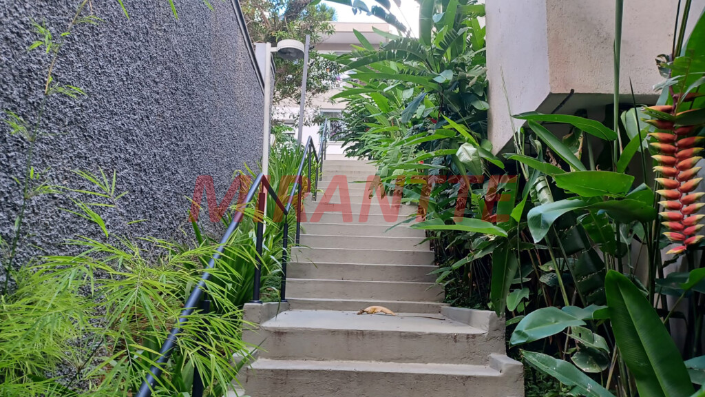 Sobrado de 224m² com 3 quartos em Tremembe
