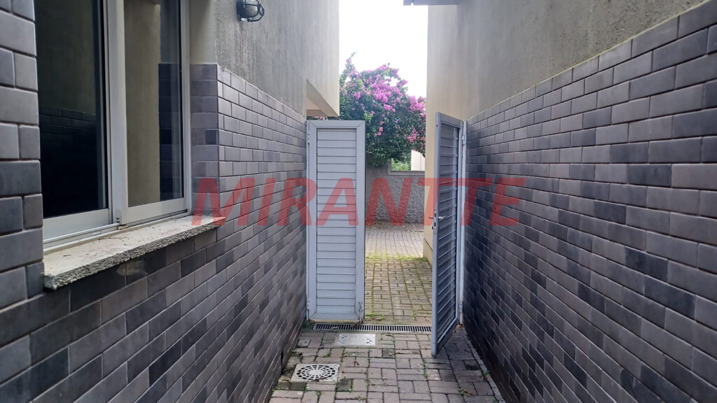 Sobrado de 224m² com 3 quartos em Tremembe