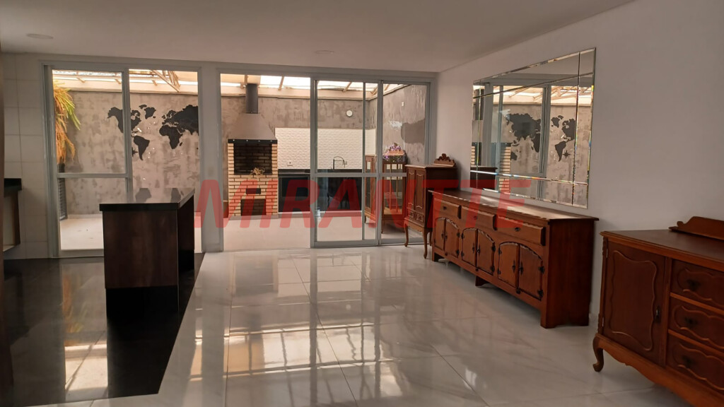 Sobrado de 224m² com 3 quartos em Tremembe