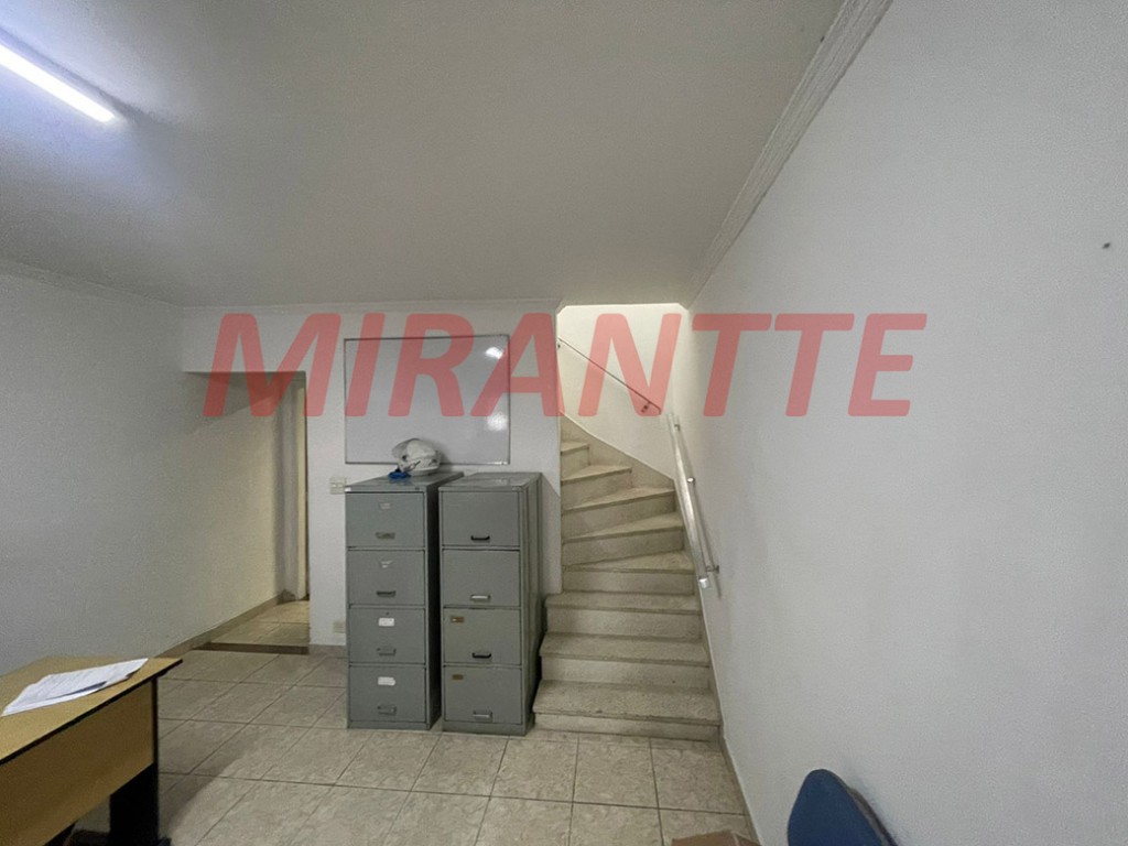 Sobrado de 141m² com 4 quartos em Bortolândia