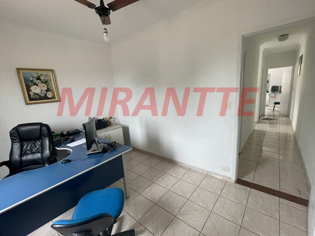 Sobrado de 141m² com 4 quartos em Bortolândia