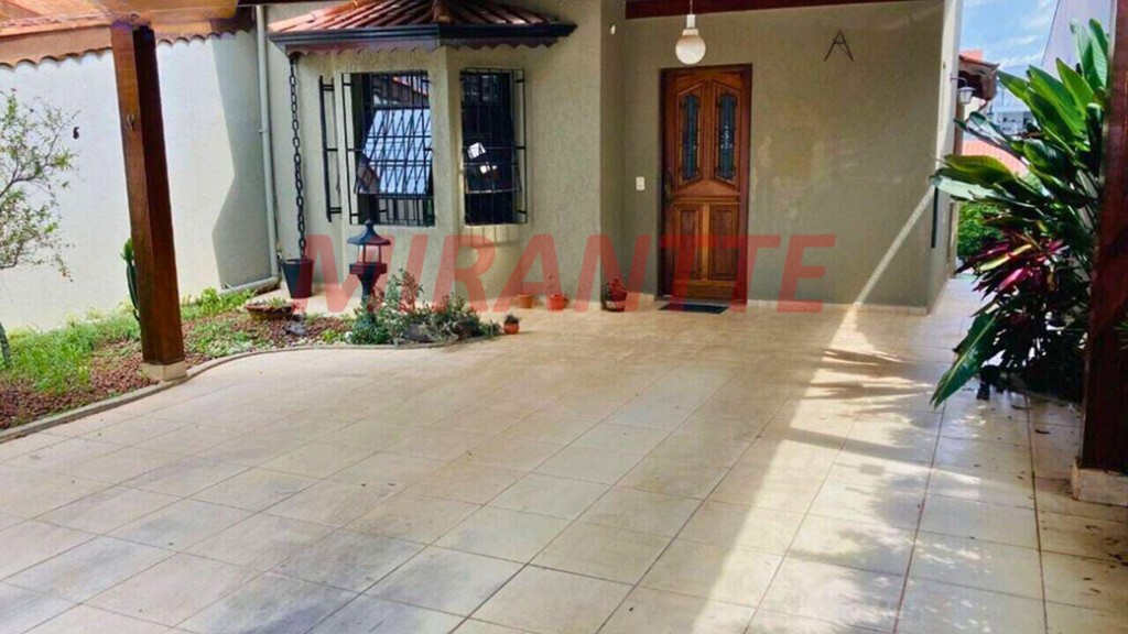 Casa terrea de 250m² com 3 quartos em JARDIM PAULISTA