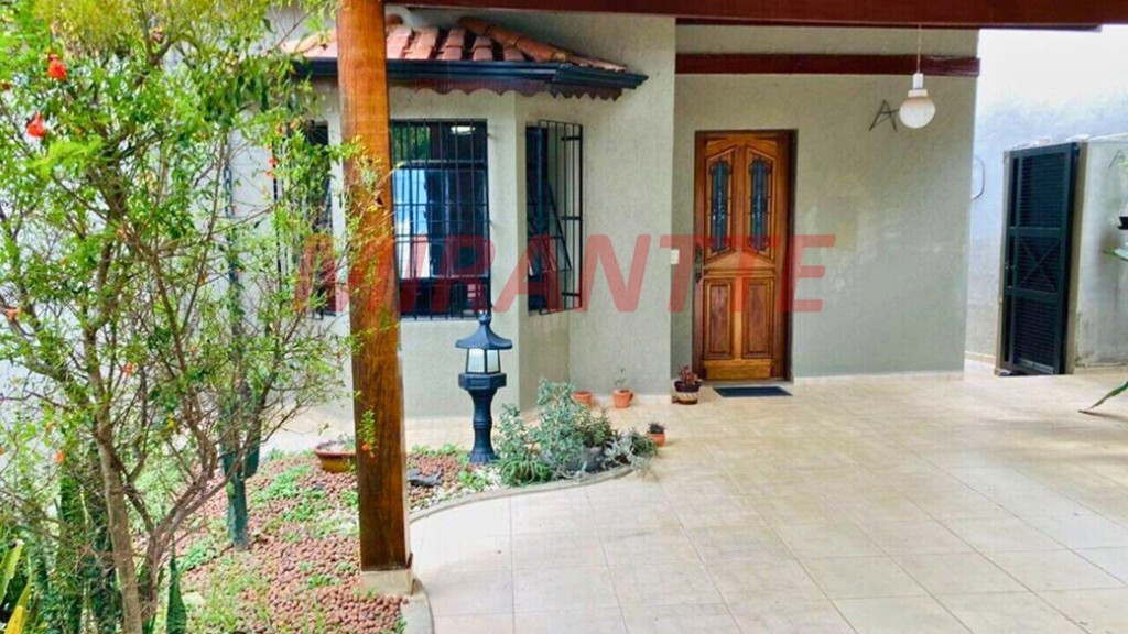 Casa terrea de 250m² com 3 quartos em JARDIM PAULISTA