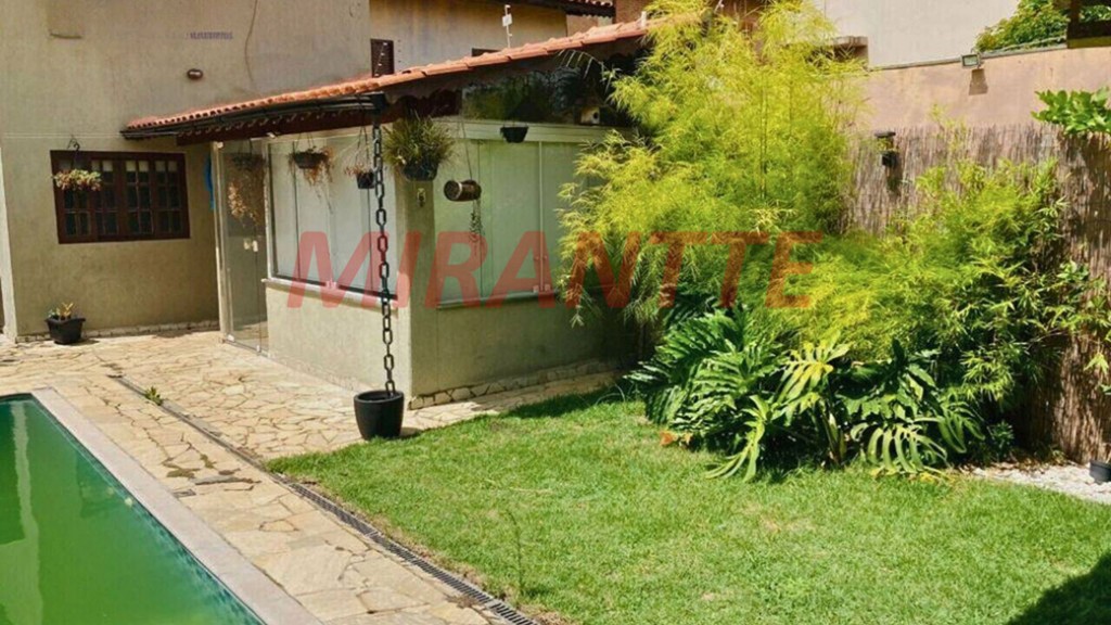 Casa terrea de 250m² com 3 quartos em JARDIM PAULISTA