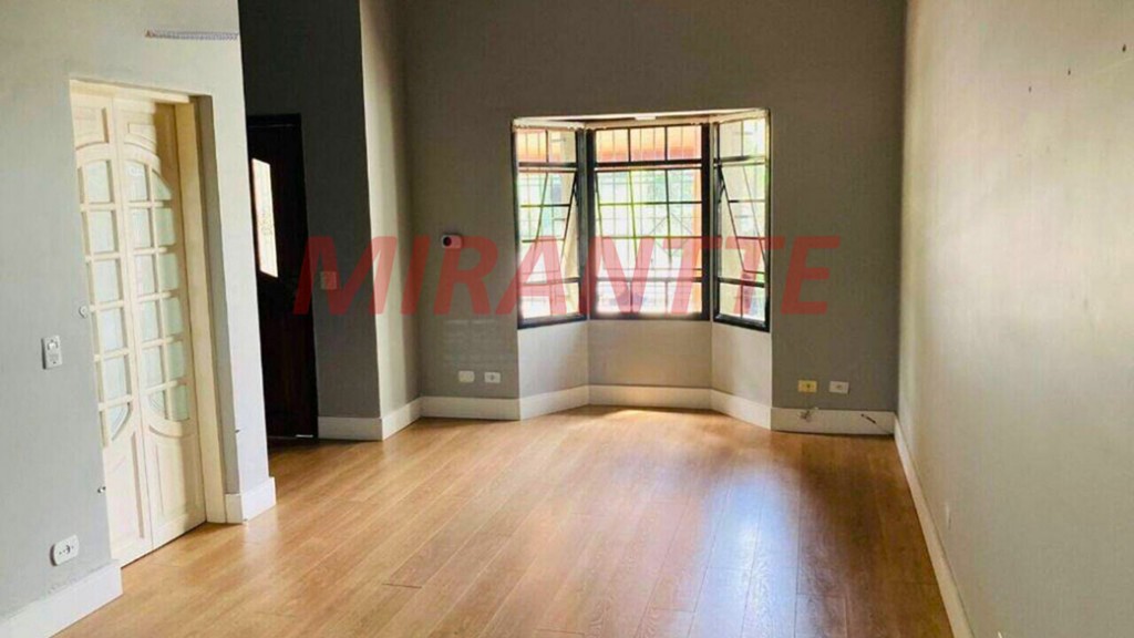 Casa terrea de 250m² com 3 quartos em JARDIM PAULISTA