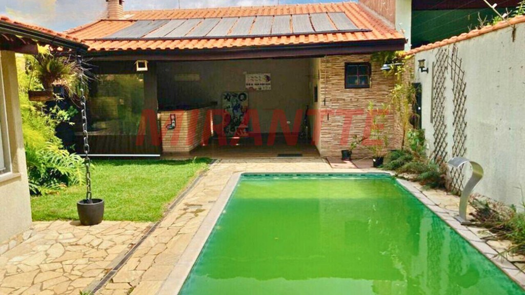Casa terrea de 250m² com 3 quartos em JARDIM PAULISTA