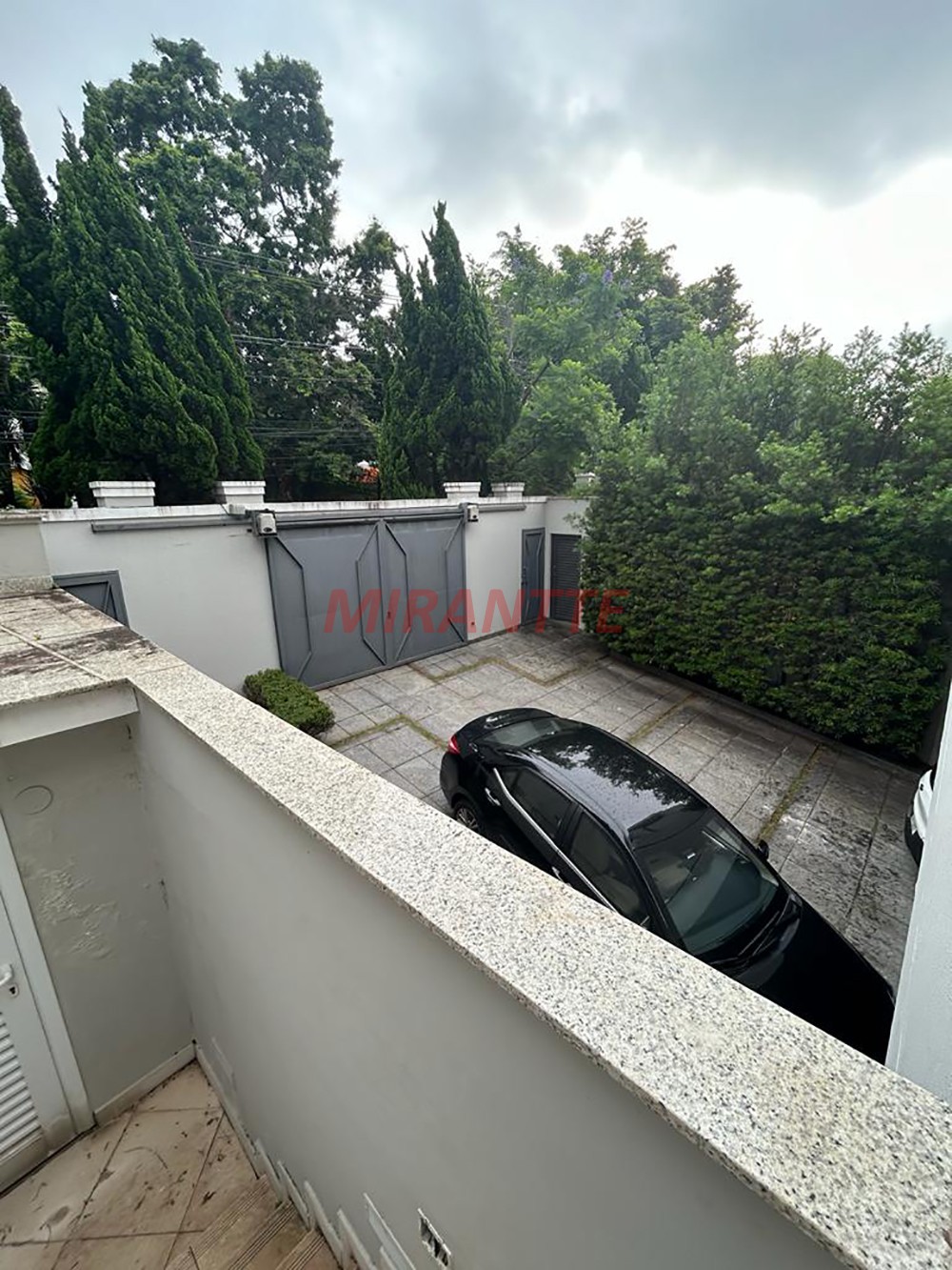 Sobrado de 693m² com 8 quartos em Lapa