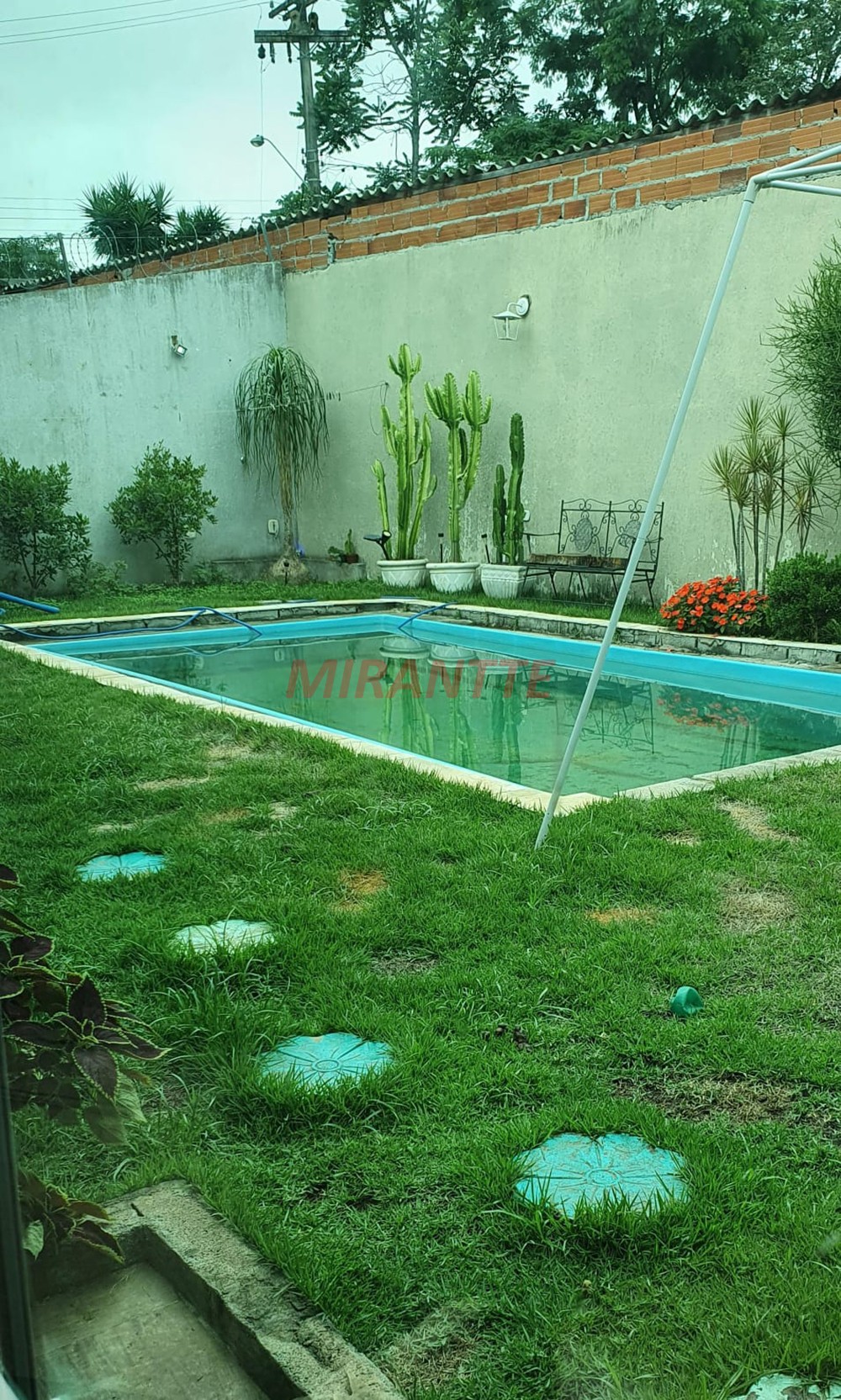 Casa terrea de 260m² com 3 quartos em Centro – Mairiporã