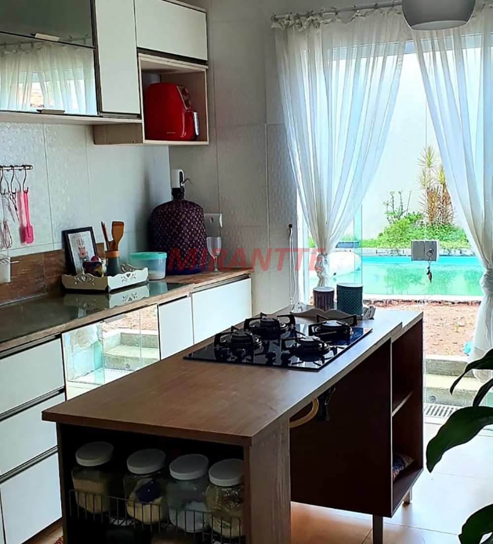 Casa terrea de 260m² com 3 quartos em Centro – Mairiporã