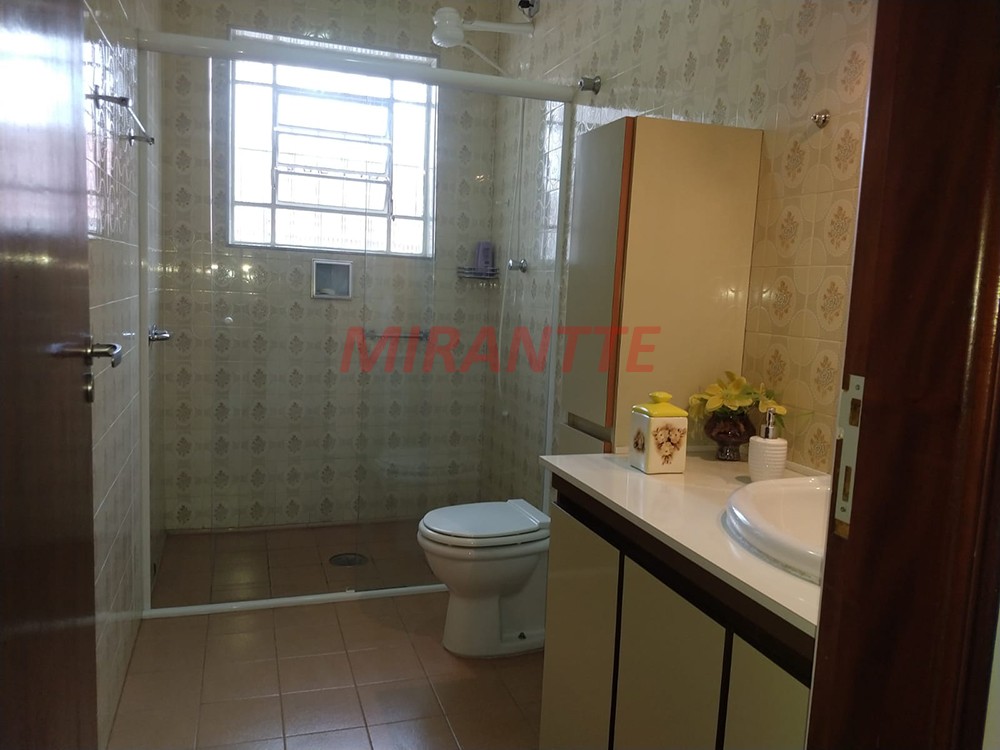 Sobrado de 152m² com 2 quartos em Jardim Santa Mena