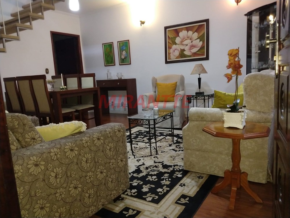 Sobrado de 152m² com 2 quartos em Jardim Santa Mena