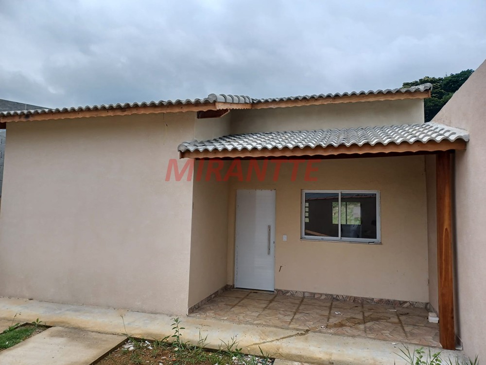 Casa terrea de 91m² com 2 quartos em Terra Preta