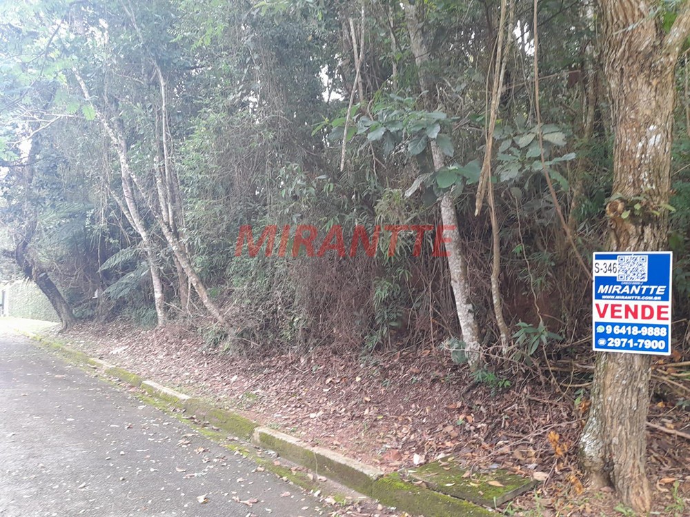 Terreno de 1810m² em Serra Da Cantareira