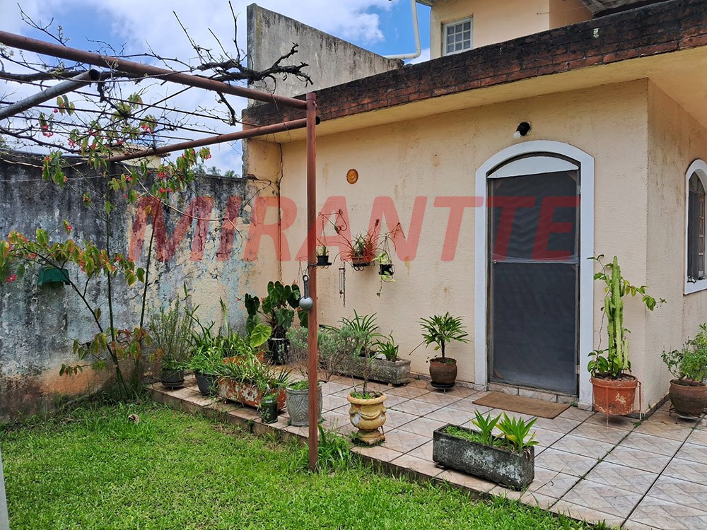 Sobrado de 90m² com 3 quartos em Jardim Virginia Bianca