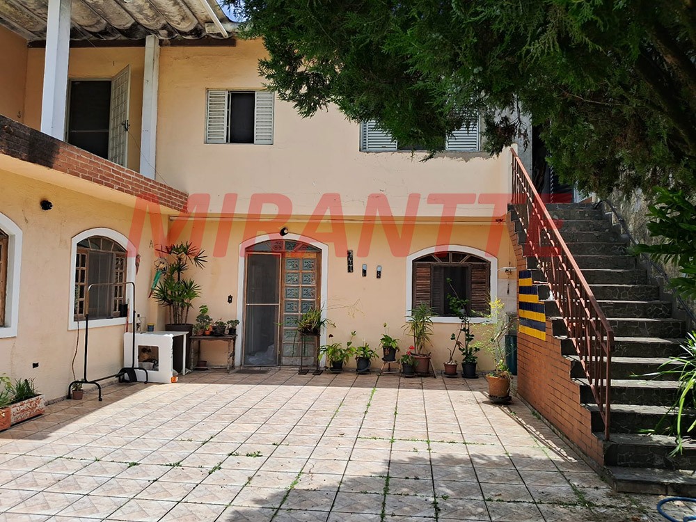 Sobrado de 90m² com 3 quartos em Jardim Virginia Bianca