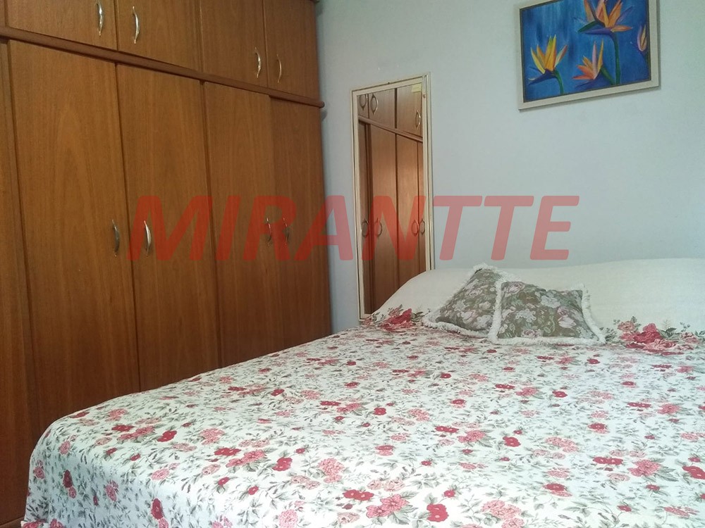 Sobrado de 90m² com 3 quartos em Jardim Virginia Bianca