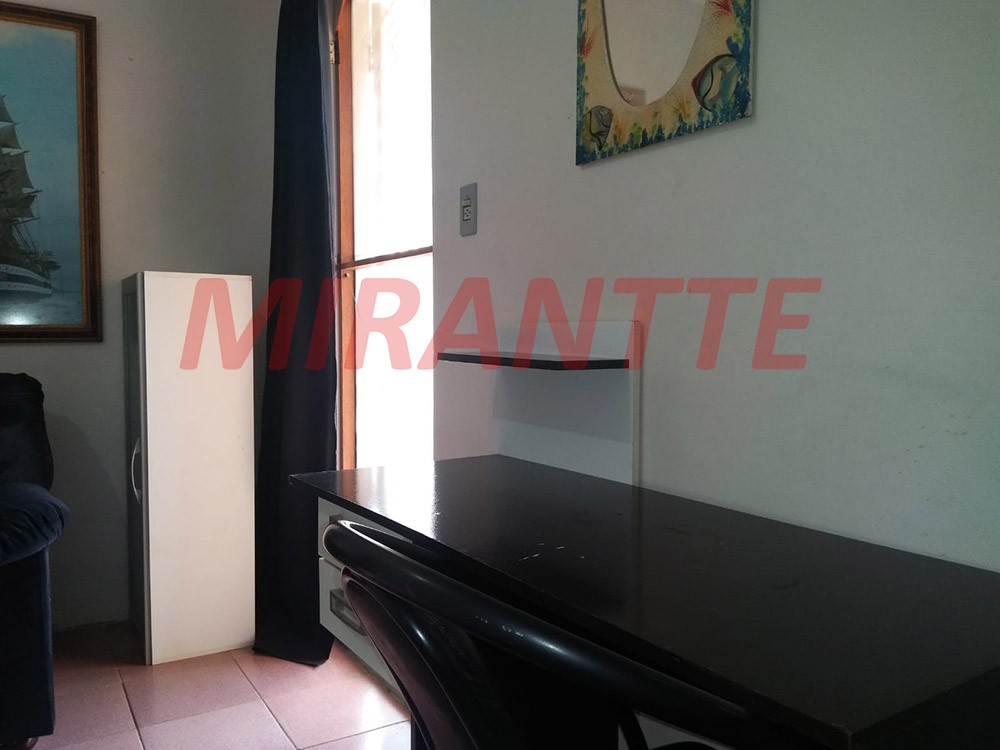 Sobrado de 90m² com 3 quartos em Jardim Virginia Bianca