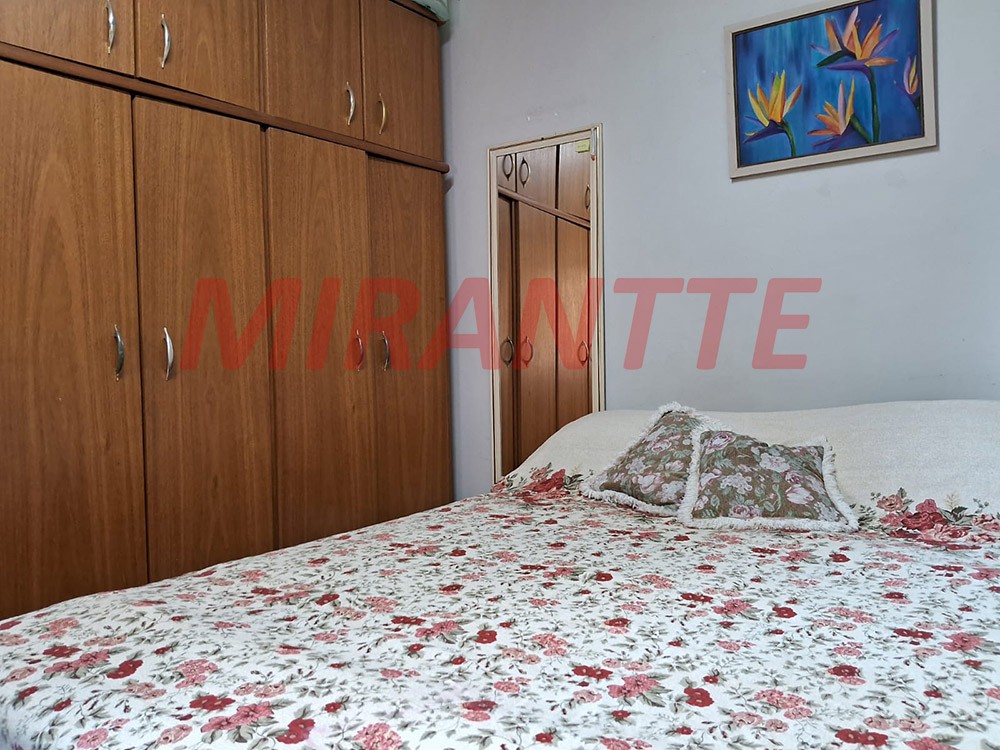Sobrado de 90m² com 3 quartos em Jardim Virginia Bianca