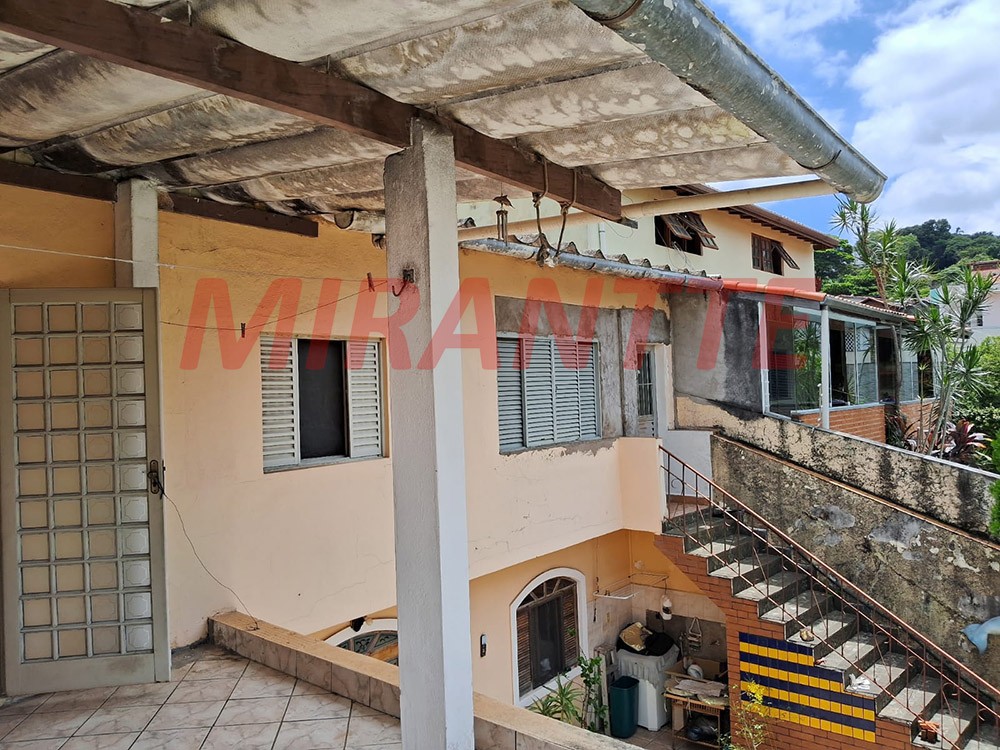 Sobrado de 90m² com 3 quartos em Jardim Virginia Bianca