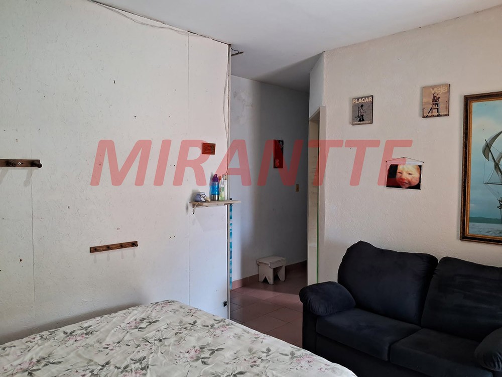 Sobrado de 90m² com 3 quartos em Jardim Virginia Bianca