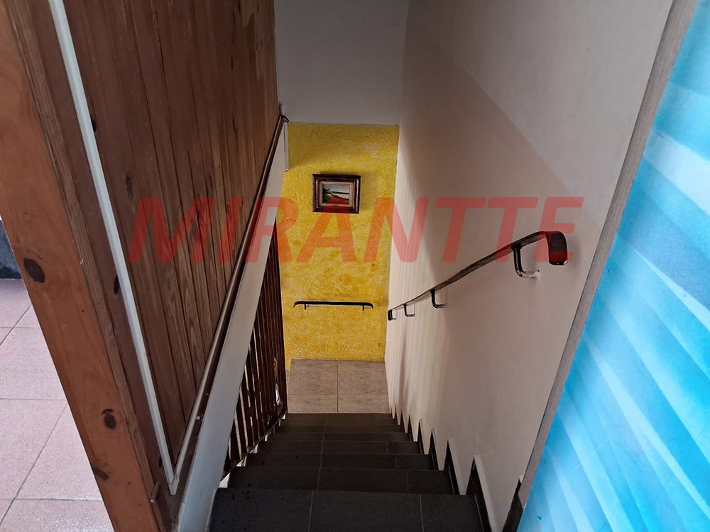 Sobrado de 90m² com 3 quartos em Jardim Virginia Bianca