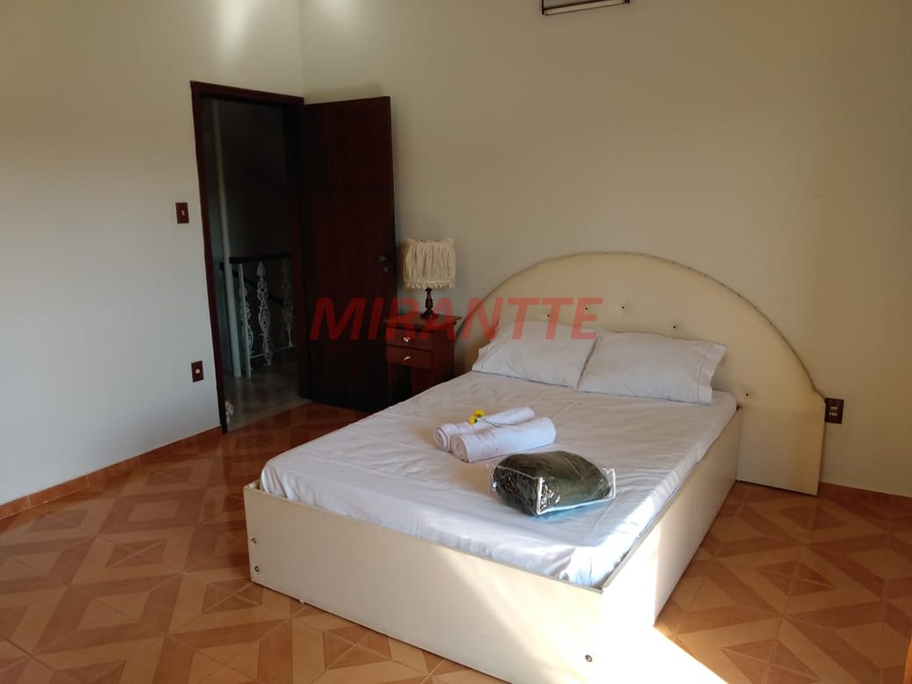 Sobrado de 337m² com 4 quartos em Marimbeiro