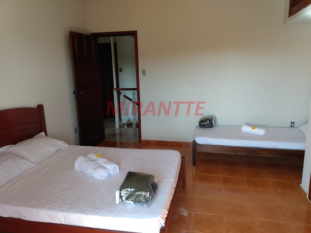 Sobrado de 337m² com 4 quartos em Marimbeiro