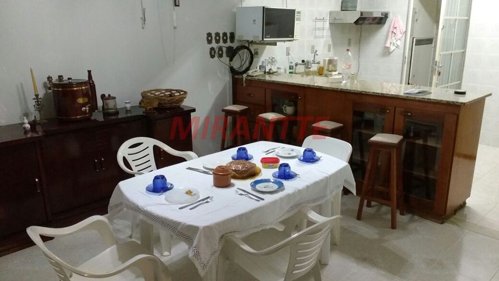 Sobrado de 337m² com 4 quartos em Marimbeiro