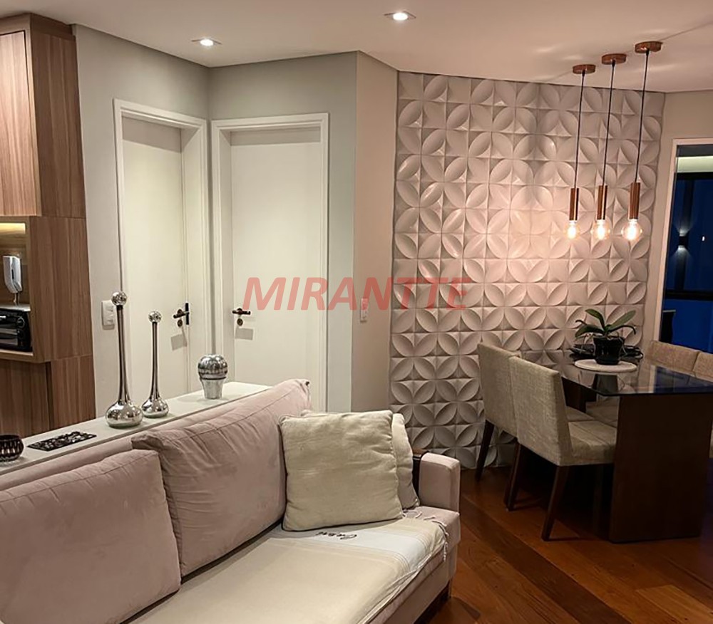 Apartamento de 59m² com 2 quartos em Moema