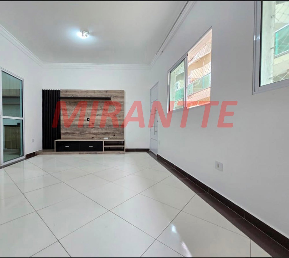 Cond. fechado de 120m² com 3 quartos em Vila Mazzei