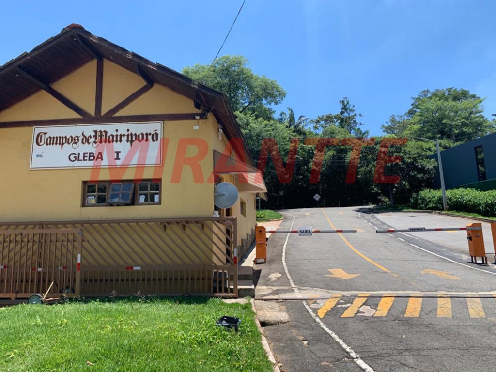Terreno de 3683m² em Serra da Cantareira