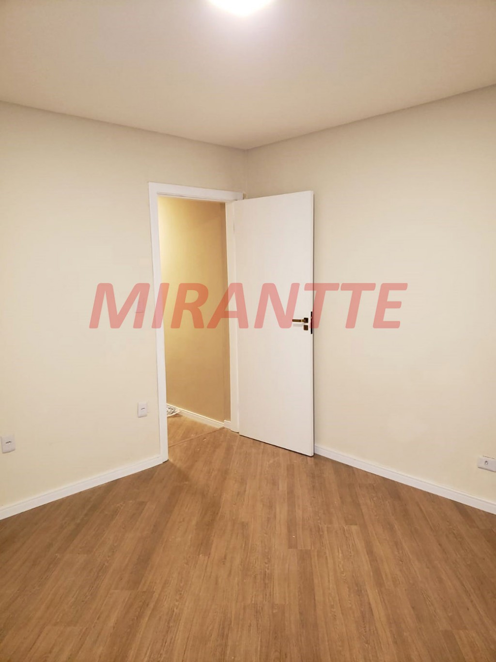 Sobrado de 151m² com 3 quartos em Jardim Japão