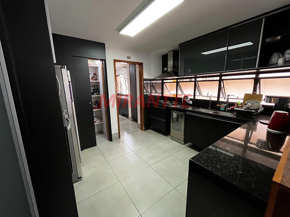 Apartamento com 4 quartos em Santana