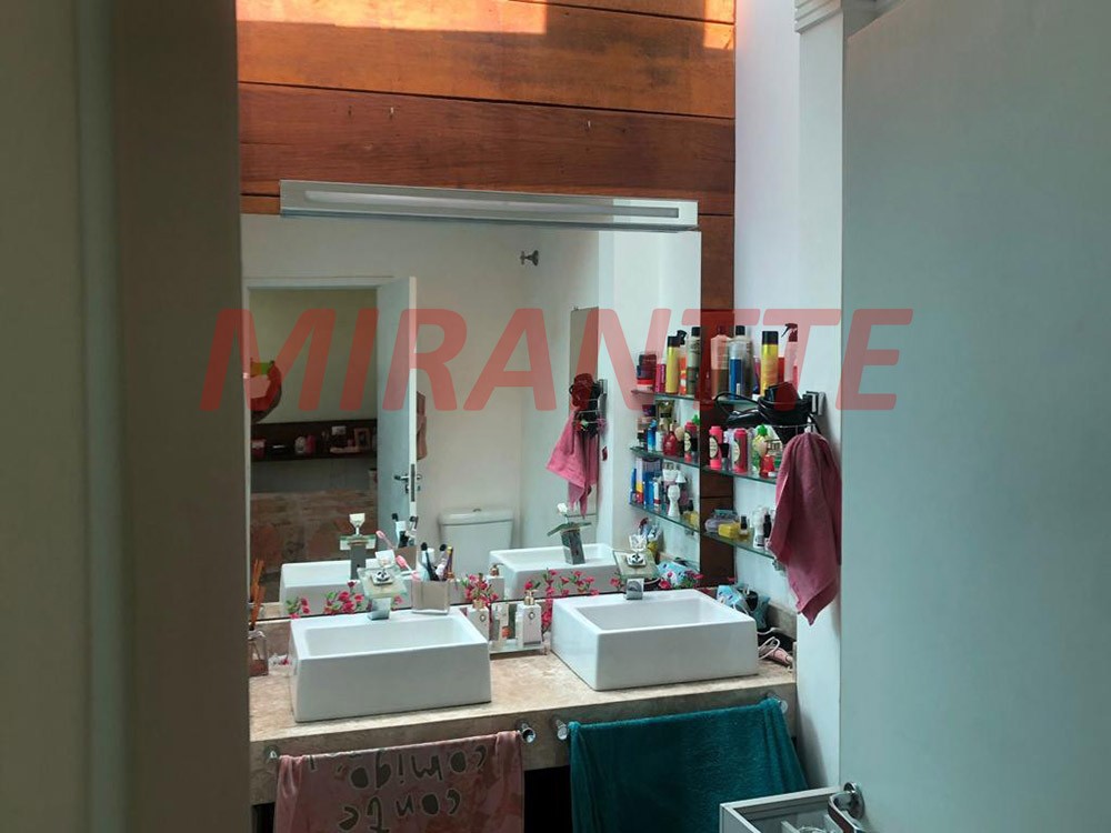ChÁcara com 4 quartos em Condomínio Portal de Igaratá