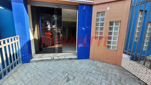 Comercial de 650m² em Limão