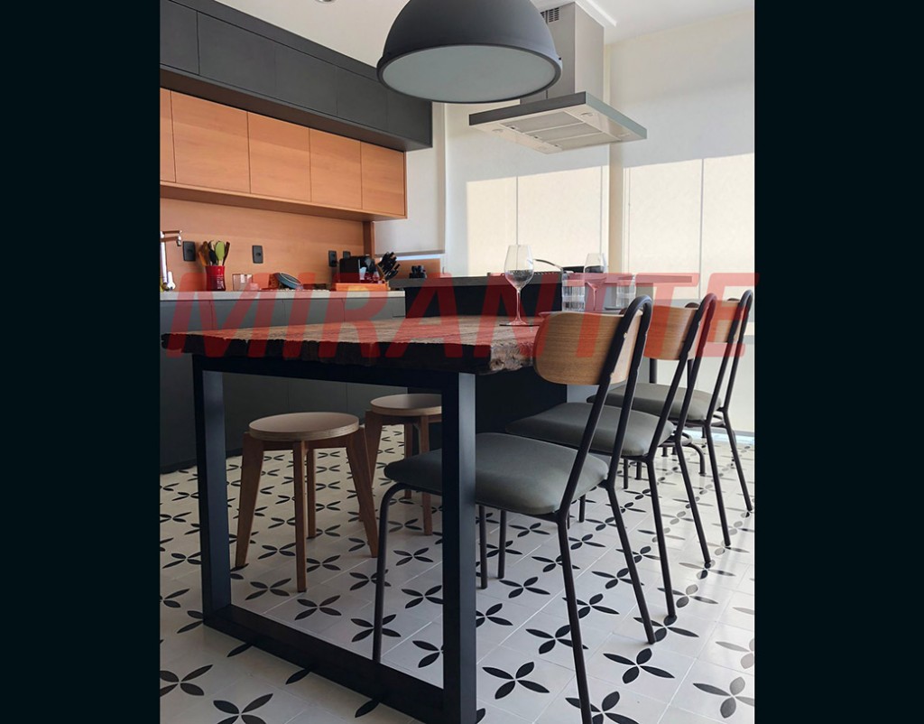 Apartamento de 79m² com 2 quartos em Perdizes