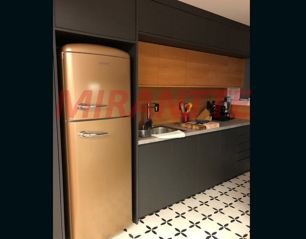 Apartamento de 79m² com 2 quartos em Perdizes