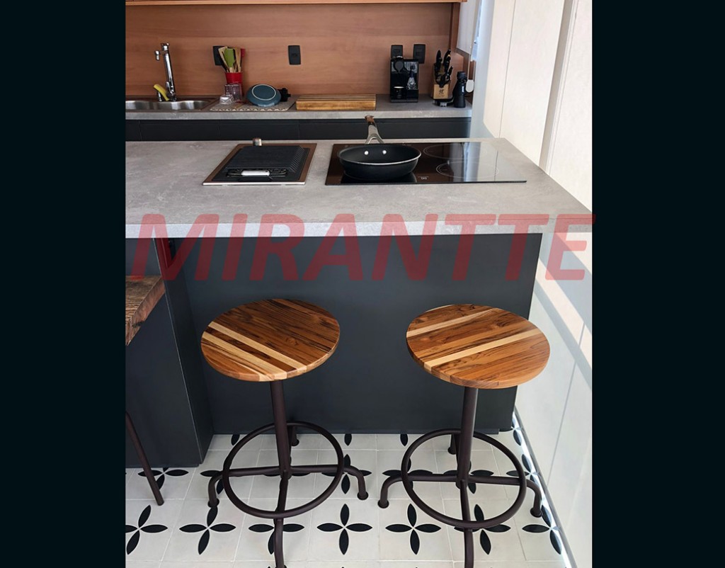 Apartamento de 79m² com 2 quartos em Perdizes