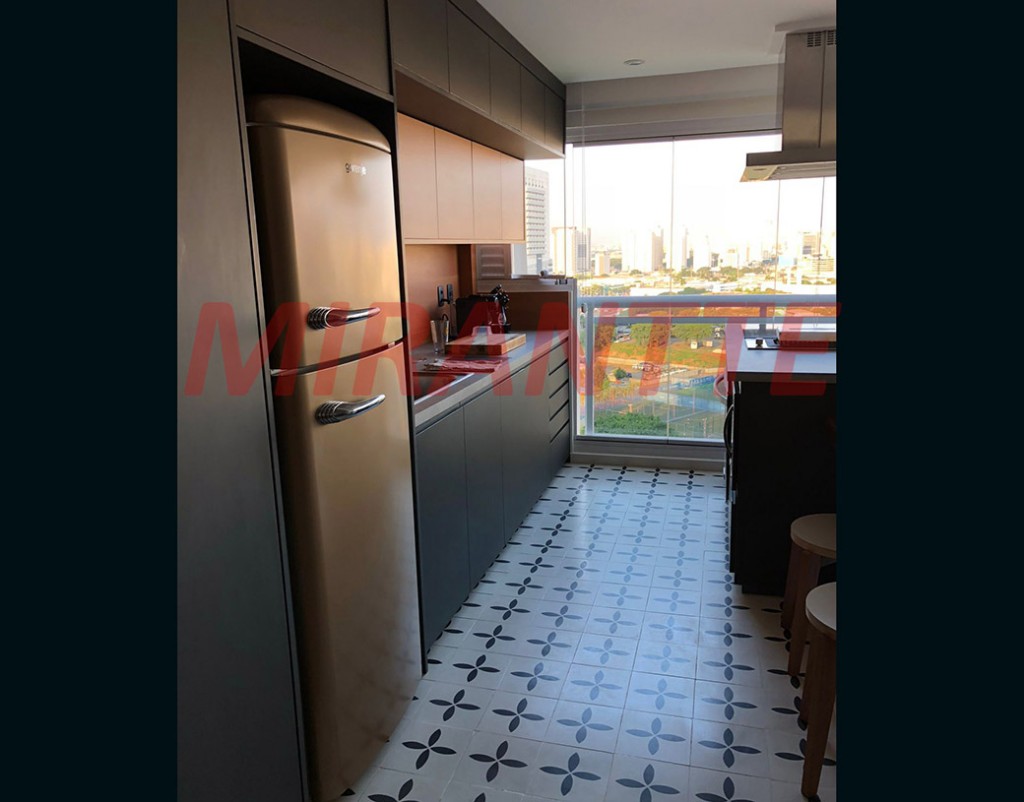 Apartamento de 79m² com 2 quartos em Perdizes