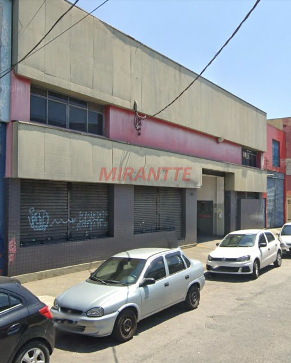 Comercial de 907m² em Brás